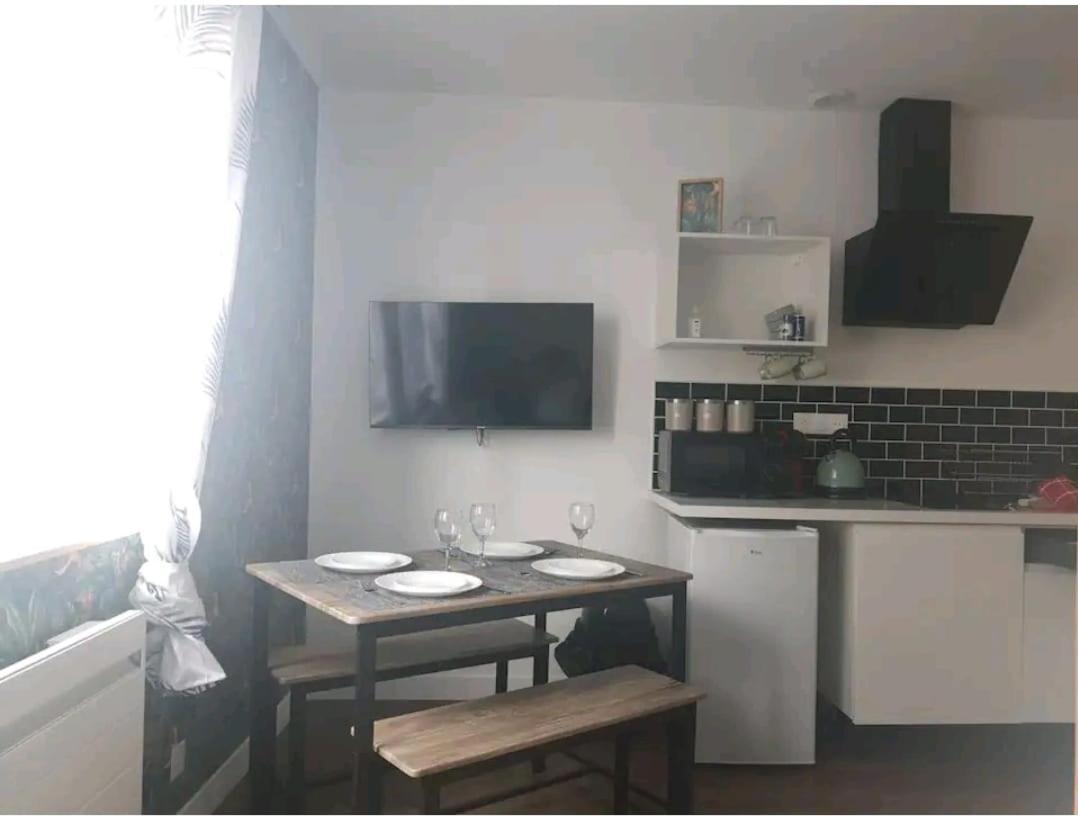 דירות ניורט La Nouvelle-Orleans - Hyper-Centre- 2Mn Sncf - Wi-Fi Netflix Gratuit מראה חיצוני תמונה
